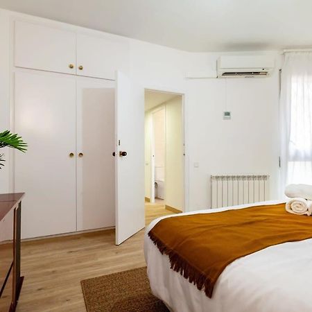 Exclusive Huge 4 Double Bedroom City Center Барселона Экстерьер фото