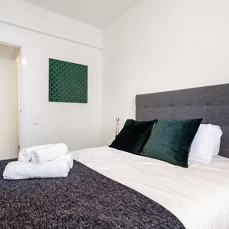 Exclusive Huge 4 Double Bedroom City Center Барселона Экстерьер фото