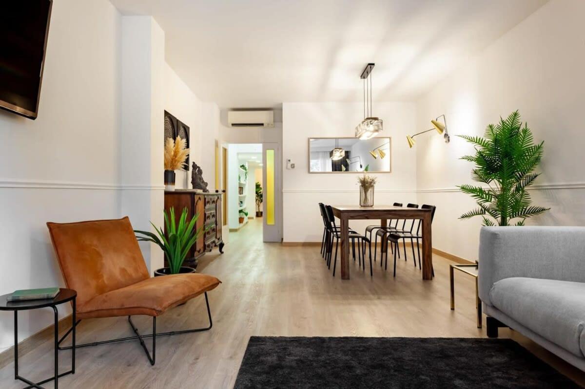 Exclusive Huge 4 Double Bedroom City Center Барселона Экстерьер фото